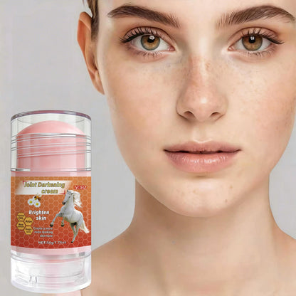 Bee Venom and Horse Oil Stick, Evens Out Skin Tone, Eliminates Dark Spots and Dullness - Non-Greasy, Suitable for Both Men and Women - Whitening and Moisturizing Cream, for Day and Night Use - 50g